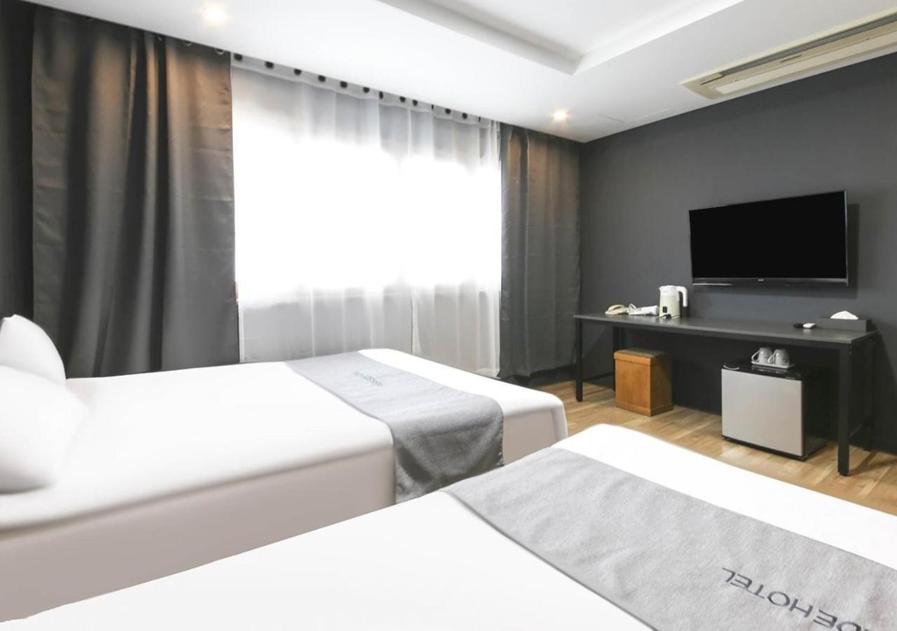 Jeju Parkside Tourist Hotel Εξωτερικό φωτογραφία